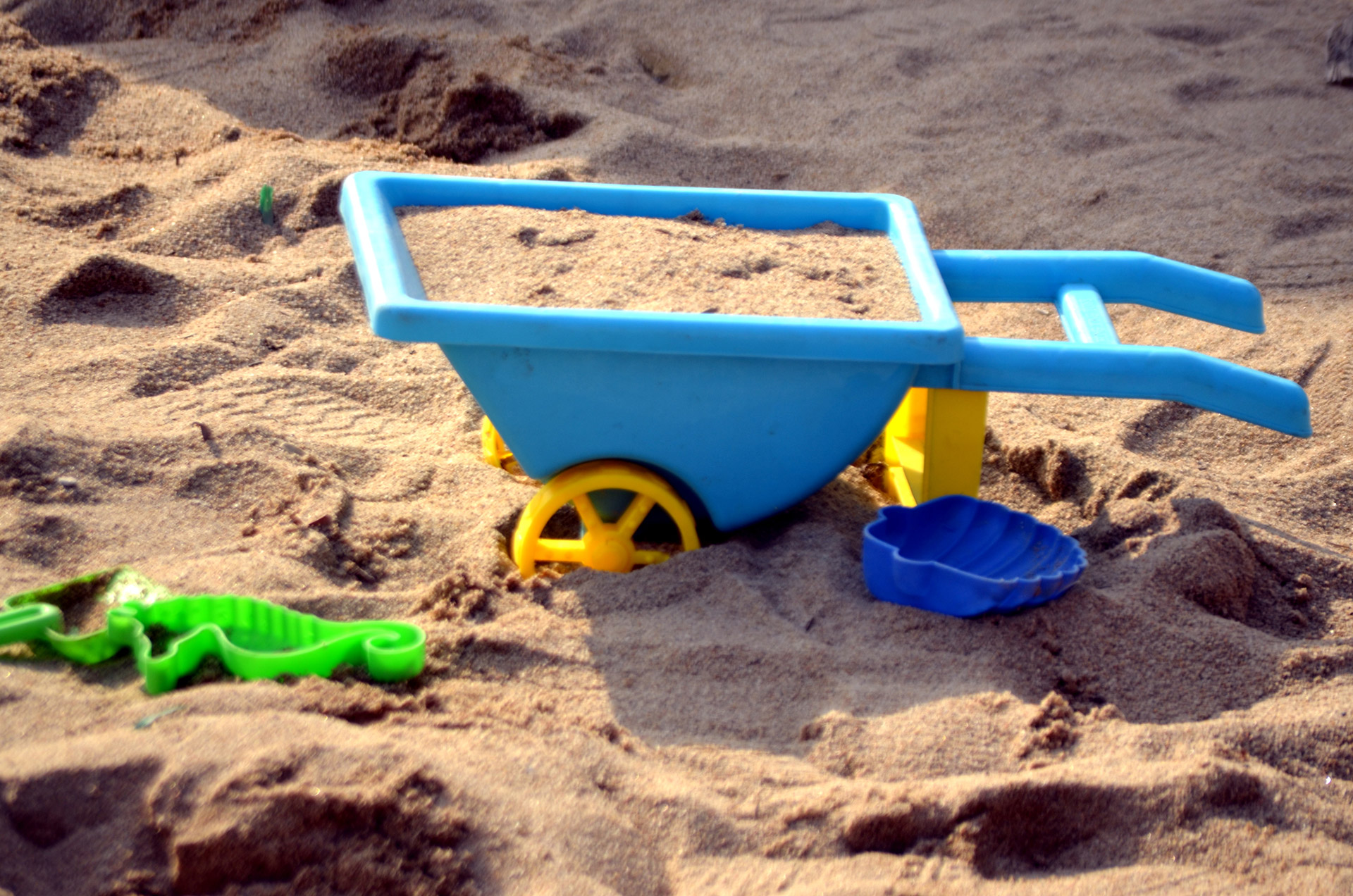 sand-toys (1)